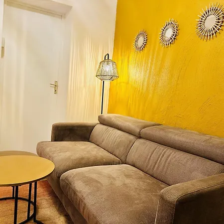 Apartment Can Pi N1 - Central - Place Parking Republique Inclus & Wifi *