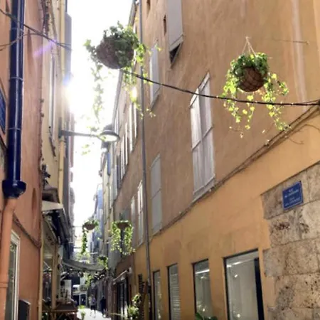 Can Pi N1 - Central - Place Parking Republique Inclus & Wifi Apartment